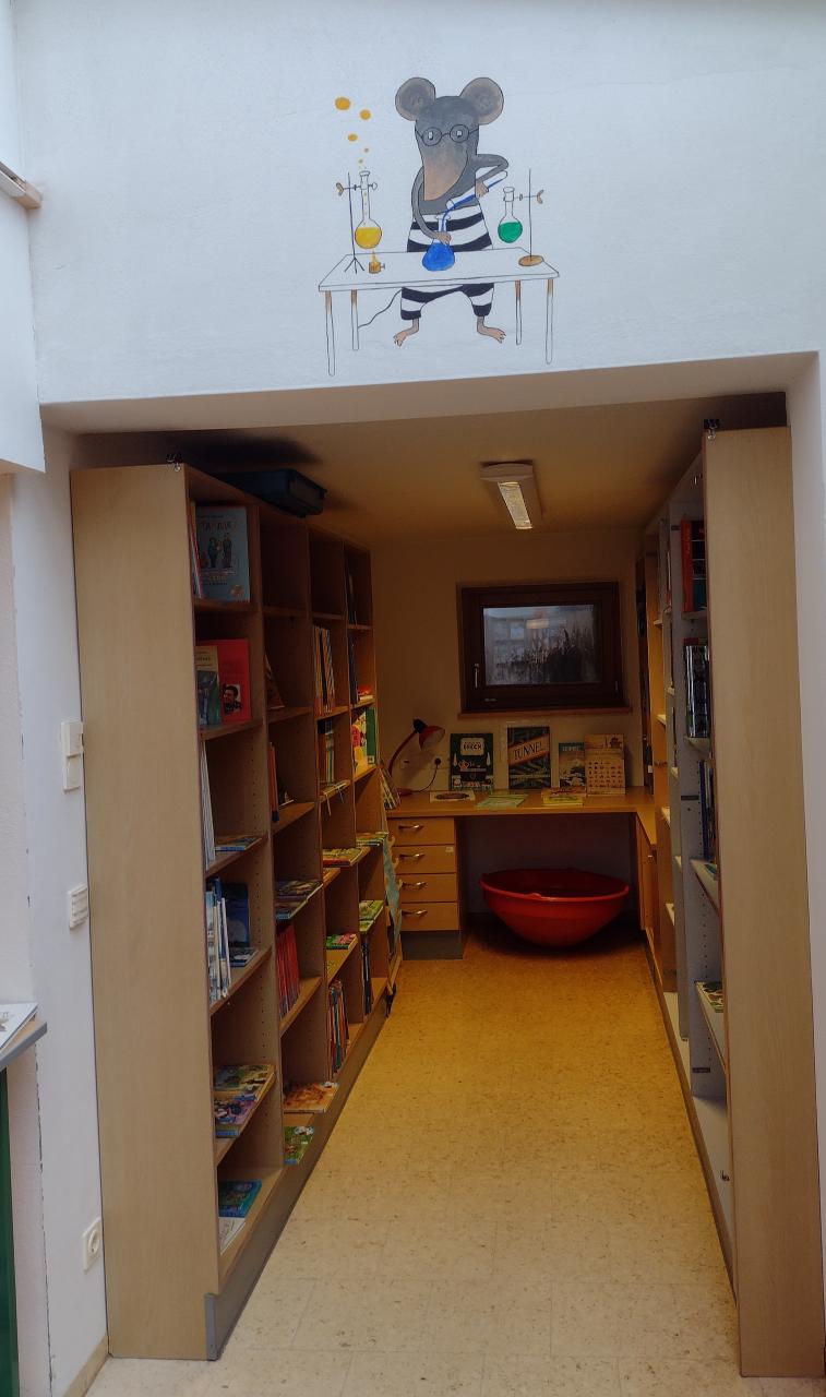 Kindersachbuchabteilung